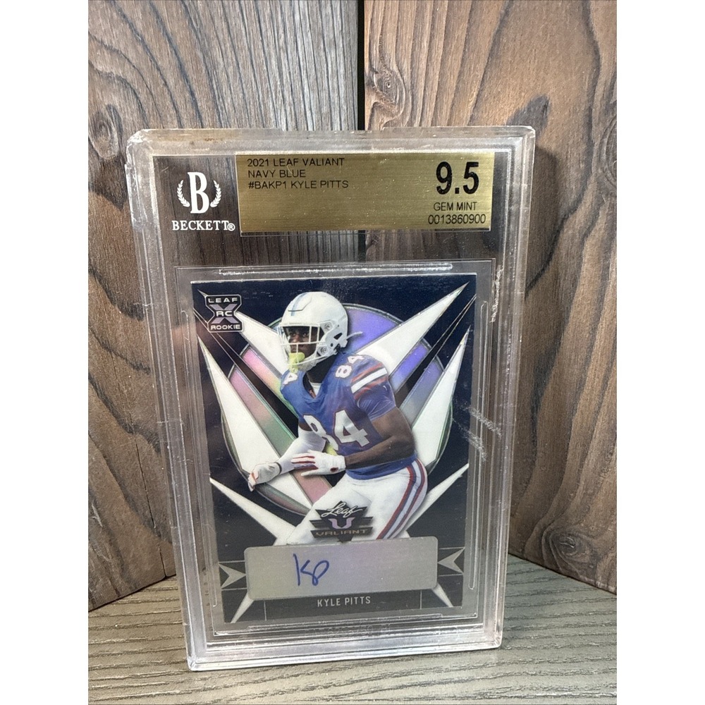 2021 Leaf Valiant Kyle‎ Pitts Purple RC Rookie Auto /25 BGS 9.5 Gem Mint